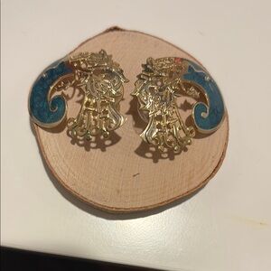 Vintage Elegant Gold and Blue Earrings